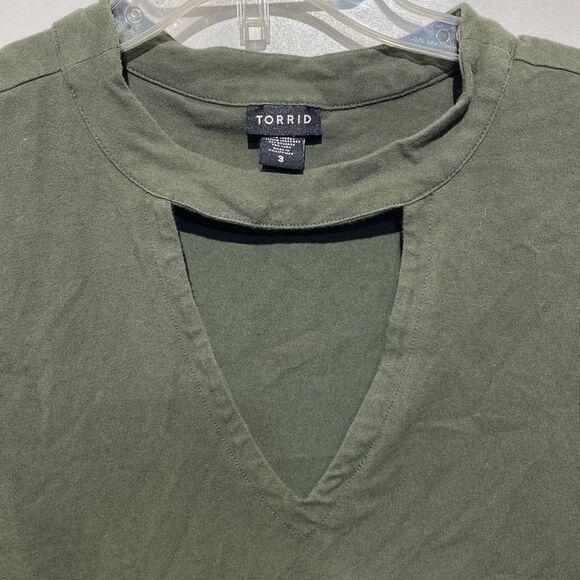 Women’s Torrid Green Sleeveless Low cut top size 3 - Picture 5 of 11